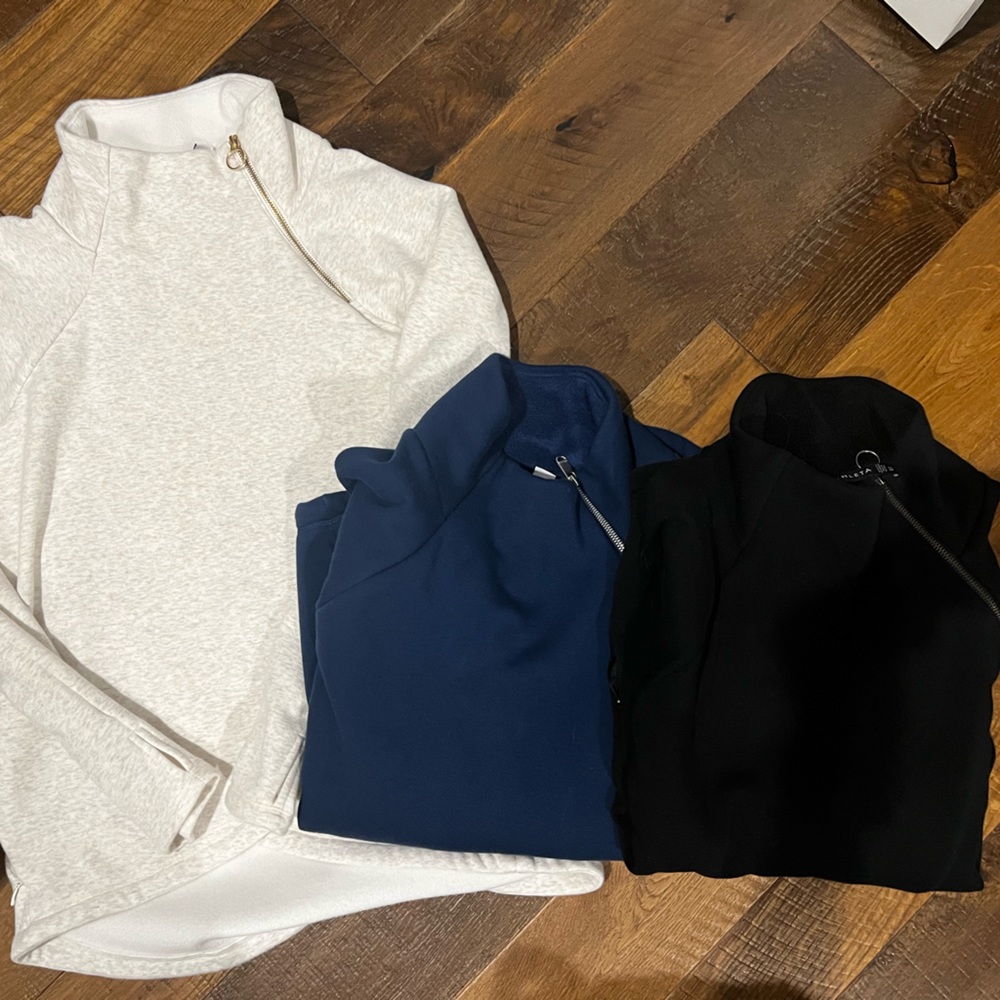 Tall Small - CREAM  Athleta Cozy Karma Pullover Sweater Sweatshirt